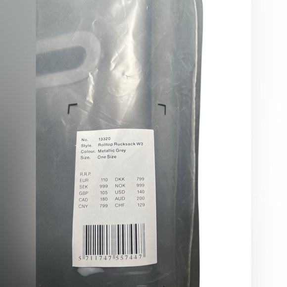 RAINS Rolltop Rucksack Metallic Gray Waterproof Backpack Unisex NWT - Picture 7 of 10